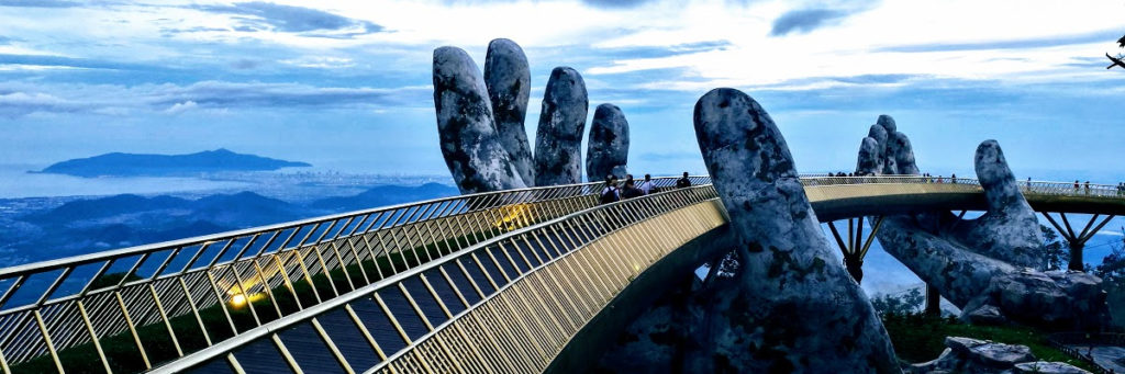 Puente Dorado de Da Nang: un espectáculo para los sentidos.